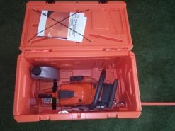 HUSQVARNA Motorsägenbox -Gartengeräte 20160928 094558