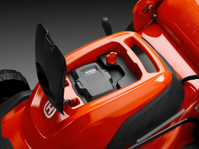 HUSQVARNA LC 141iV Akku Rasenmäher Mit Variablem Antrieb 4 HUSQVARNA LC 141iV Akku Rasenmäher Mit Variablem Antrieb – Bild 4