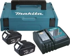 MAKITA Power Source KIT Mit 2 X 4,0 Ah Akku Und DC18RC